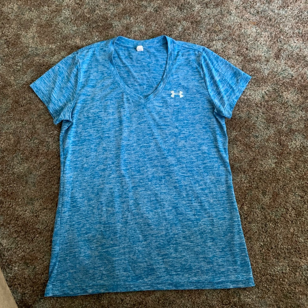 Under Armour Dry Fit Tee Shirt, size small